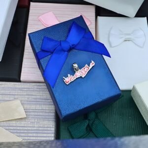 Red/White Crete Pendant “Kriti RW”, with or without chain